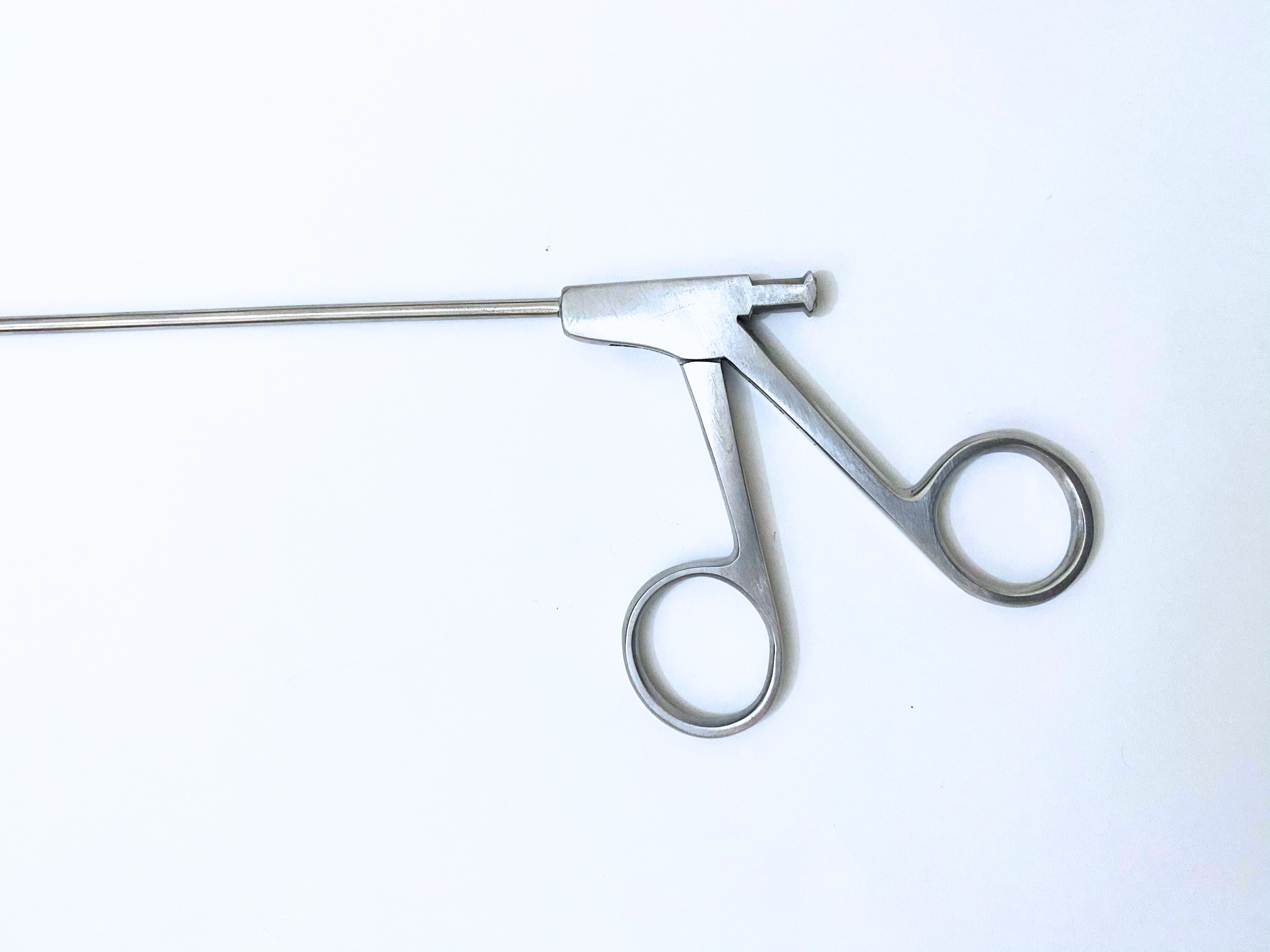 Laryngeal-Forceps,Tubular-Model,Curved,Alligator