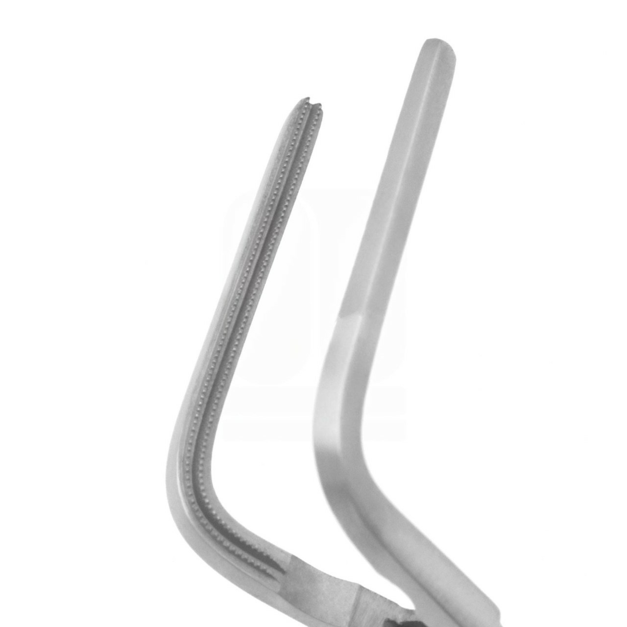 DeBakey Ring Handled Bulldog Clamp, 90° Angled Jaw